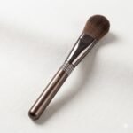 Kemeiru Rhinestone Accent Flat Foundation Brush - Image 2