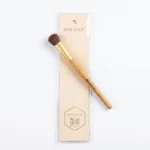 Hug Luca bamboo-style makeup brush with rounded head - Image 2