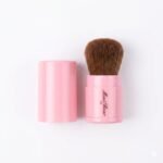 Mint Bear retractable makeup brush