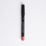 The uk QUEEN Matte Lip Liner