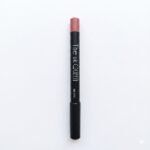 The uk QUEEN Matte Lip Liner